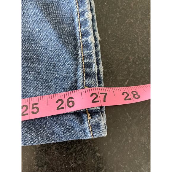 Abercrombie and Fitch Distressed skinny Jean. Size 2 w 26 - Picture 9 of 9